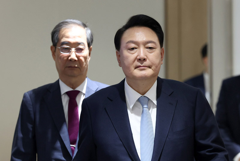 尹 "낮은 자세로 민심 경청 … 국민 실질 도움 정책 속도낼 것"