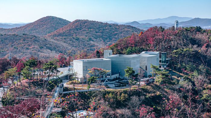 김포 애기봉생태공원 전망대에 '스타벅스 커피 전문점' 오픈 