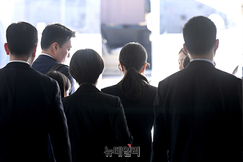 [포토] 법원 나서는 김건희 여사 