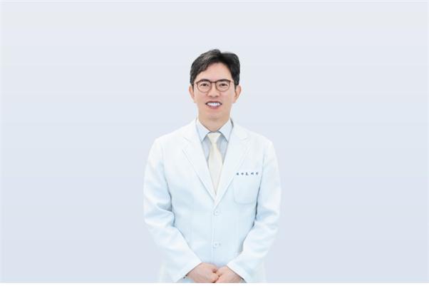 [의학칼럼] 뇌혈관 노화는 예상보다 빨리 찾아온다