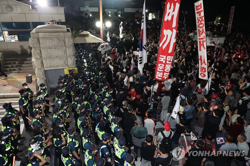 지방선거 삼킨 최악 '투표용지 부족 사태' … 서울 재투표론 들불
