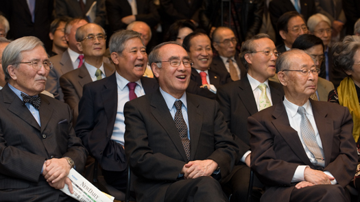 ▲ (우측부터) 백선엽 장군, 허문도  전 장관, 이경재 의원,  이홍구 전 국무총리, 이경재 의원, 안병훈 기파랑 대표, 김동길 교수