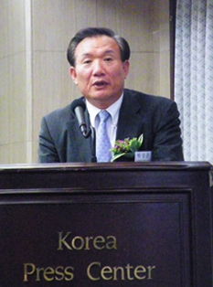 ▲ 한국학술연구원 이사장을 맡고 있는 한나라당 박상은 의원. 박 의원은 이날 