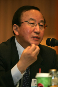 ▲ 현오석 KDI원장이 30일 열린 한국선진화포럼 토론회에서 발표하고 있다. ⓒ 뉴데일리