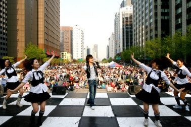 ▲ 서울시는 5월 가정의 달을 맞이해 온 가족이 함께 즐길 수 있는 다양한 문화프로그램을 내놓았다. 사진은 하이서울페스티벌.&nbsp; &nbsp;ⓒ 서울시