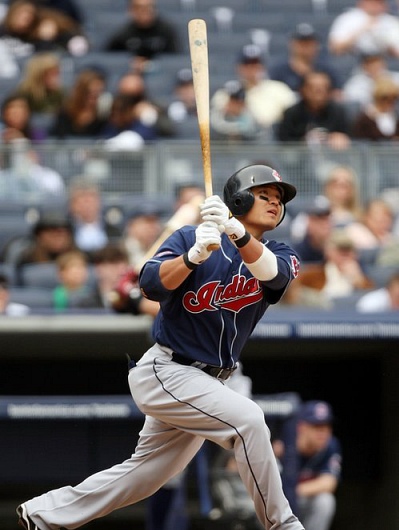 ▲ 15일 트로피카나필드에서 열린 탬파베이와 원정경기에 4번 타자로 출전, 시즌 4호 홈런을 포함,&nbsp;4안타를&nbsp;몰아치는 '만점 활약'을 펼친 추신수.&nbsp;&nbsp; ⓒ 연합뉴스