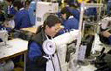 ▲ 개성공단의 북한 근로자들 ⓒ 뉴데일리