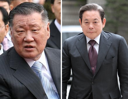 ▲ 최고 주식부호 자리를 두고 경쟁을 벌이고 있는 정몽구 현대차그룹 회장(좌)과 이건희 삼성그룹 전 회장(우).&nbsp;&nbsp; ⓒ 연합뉴스