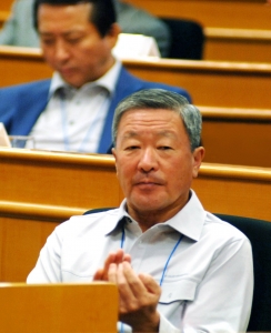 ▲ 21일 구본무 LG회장이 경기도 이천 소재 LG인화원에서 개최된 'LG스킬올림픽'에서 CEO들과 함께 경영혁신 방안에 대해 논의하고 있는 모습.&nbsp; ⓒ 뉴데일리