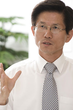 ▲ 김 지사는 경기도가 요트산업에 관심을 갖는 이유를 대한민국이 잘 할 수 있고, 시장도 넓기 때문이라고 설명했다.ⓒ 뉴데일리