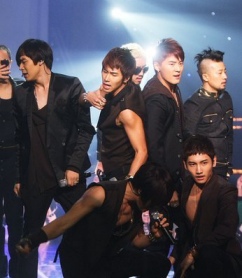 ▲ 2009 드림콘서트에 참가할 것으로 예상되는 동방신기.  ⓒ 연합뉴스