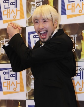 ▲ 가수 장윤정과 연인 사이로 밝혀진 무한도전의 노홍철.  ⓒ 연합뉴스