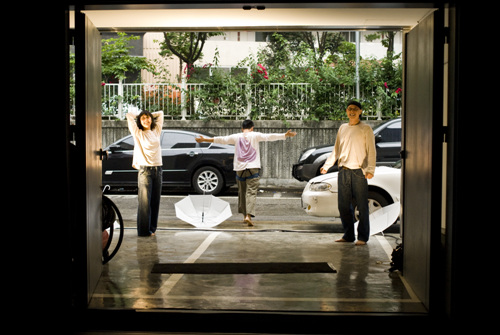 ▲ 극단 '몸꼴'의 공연 ⓒ CJ 문화재단  제공