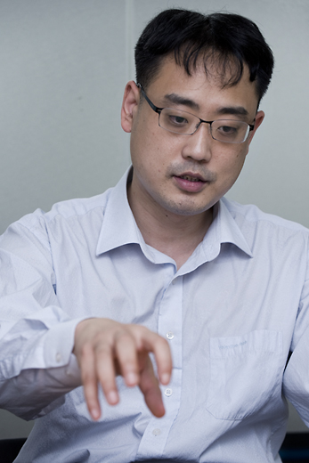 ▲ 변희재 주간 미디어워치 대표는 7일과 9일, 허위사실 유포 등의 혐의로 진중권씨 등 4명과 18건의 모욕성 게시글에 대해 서울지검과 종로경찰서에 각각 고소장을 제출했다.   ⓒ 뉴데일리