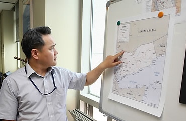 ▲ 예멘에서 한국인 여성 1명이 실종된 사건이 발생, 분주한 모습을 보이고 있는 외교통상부 재외국민보호과.&nbsp;&nbsp; ⓒ&nbsp;연합뉴스