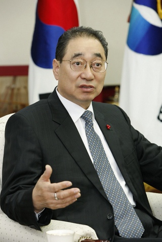 ▲ 지난해 10월 취임, 직원들의 의식변화와 조직문화 개혁을 강조하고 나선 주강수(64) 한국가스공사 사장.&nbsp;&nbsp; ⓒ 뉴데일리