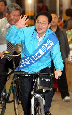 ▲ 한나라당 정두언 의원 ⓒ&nbsp;연합뉴스