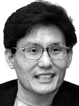 ▲ 윤평중 한신대 교수. ⓒ 뉴데일리