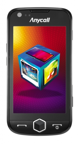 ▲ 삼성전자 박재순 전무, 삼성전자 무선사업부장 신종균 부사장, 가수 손담비(왼쪽부터)가 햅틱 아몰레드 휴대폰을 들어보이고 있다.&nbsp;&nbsp; ⓒ 뉴데일리