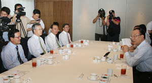 ▲ 방송통신위원회는 7월1일 프레스센터에서 6개 주요 통신사업자 CEO 조찬 간담회를 열었다. ⓒ 뉴데일리