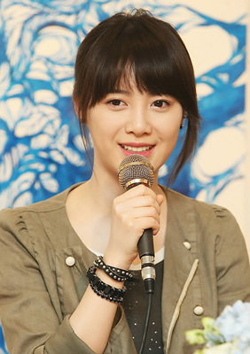 ▲ 소설 '탱고'에 삽입된 일러스트 등을 전시하는 첫 개인전을 여는 구혜선. ⓒ 연합뉴스  