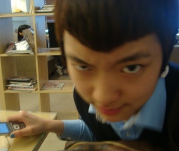 ▲ 성별 논란을 불러 일으키고 있는 '얼짱 스타' 이태균.&nbsp; ⓒ 이태균 미니홈피