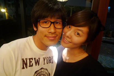 ▲ 12월 11일 결혼하는 축구스타 정조국(왼)과 탤런트 김성은(오) ⓒ 싸이더스HQ 