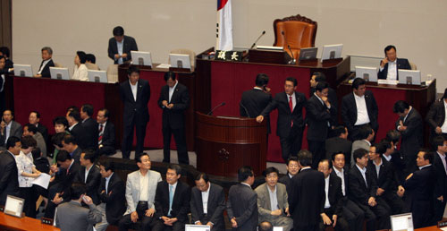 ▲ 한나라당 안상수 원내대표가 