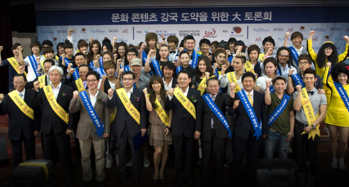 ▲ 토론회를 마친 후 참석자들이 