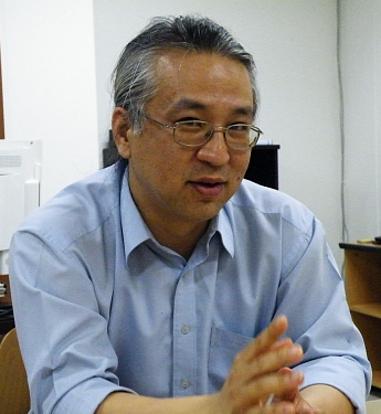 ▲ 12년 만에 독일에서 귀국, 차세대 태양전지 연구소의 소장을 맡게 된 것에 대해 국내 태양광산업 발전에 이바지할 수 있다는 점에서 무한한 책임감을 느끼고 있다는 임찬 소장. &nbsp;&nbsp;ⓒ 뉴데일리