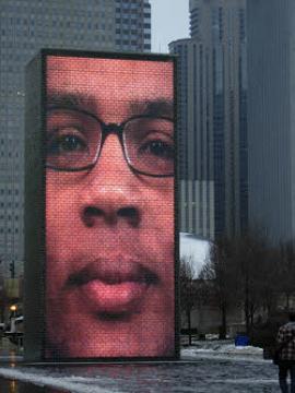 ▲ 빌딩 사이의 거대한 얼굴이 인상적이다. crown fountain.