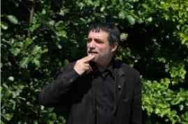 ▲ '쌍방향 소통'의 분수조각을 만들어 낸 스페인 예술가 하우메 플렌사 Jaume Plensa.