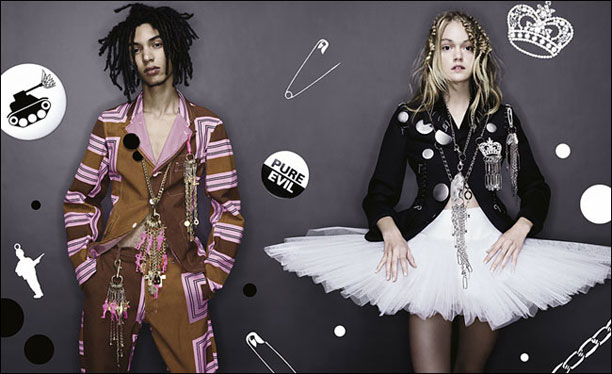 ▲ 디자이너 레이 가와쿠보의 '소년처럼' (comme de garcons).