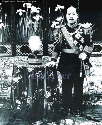 ▲ 정장차림의 순종황제.