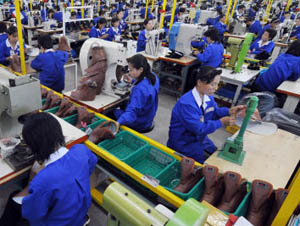 ▲ 개성공단의 근로자들. ⓒ 뉴데일리