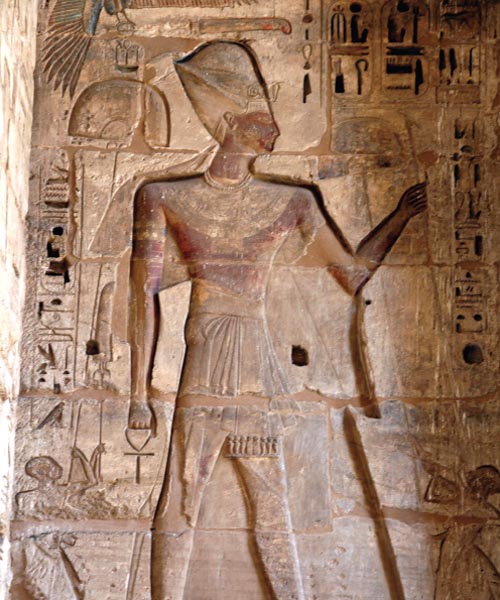 ▲ 파라오 입상 (람세스3세 장제전).