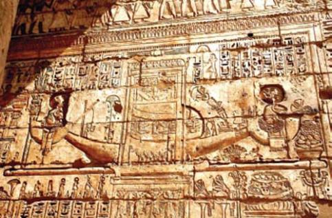 ▲ 축제에 참가하는 파라오의 거룻배. (람세스 3세 장제전-룩소르 서안)