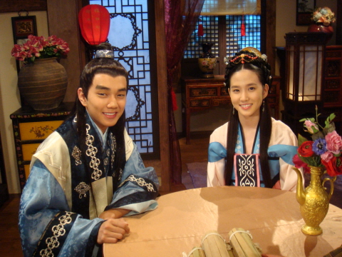 ▲ 극중 연인으로 등장하는 유승호(좌)와 박은빈(우).&nbsp; ⓒ MBC홈페이지