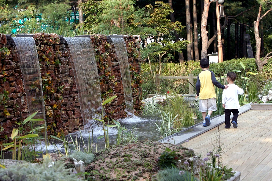 ▲ 벽천분수ⓒ서초구청