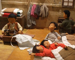 ▲ 이승은-허현선의 인형 '엄마 어렸을 적에'. ⓒ 뉴데일리