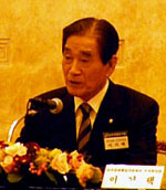 ▲ 이기택 민주평화통일자문위원회 수석부의장은 6일 한국국방연구원 국방포럼에서 