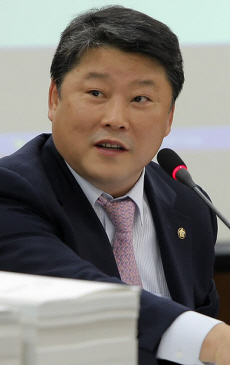 ▲ 한나라당 조원진 의원 ⓒ&nbsp;연합뉴스