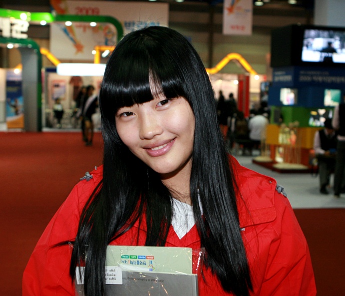 ▲ '가수'가 되고 싶어하는 선화여상 1학년 박설화(18)양 ⓒ 뉴데일리 