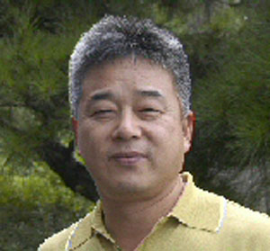 ▲ 홍석보 비봉중고 이사장 ⓒ 뉴데일리