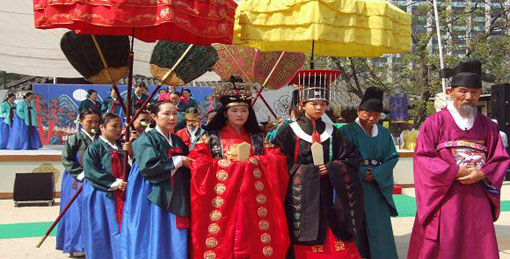 ▲ ⓒ 국왕이 왕비를 맞이하는 친영례 의식