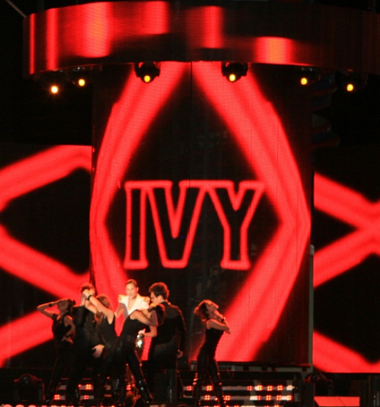 ▲ 현란한 춤솜씨를 선보인 미녀가수 아이비 ⓒ 뉴데일리