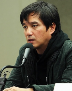 ▲ 12일 오후 프레스센터에서 열린 영화 '집행자' 교차상영 철회 촉구를 위한 기자회견에서 주연배우 조재현이 교차상영 철회를 촉구하고 있다. ⓒ연합뉴스