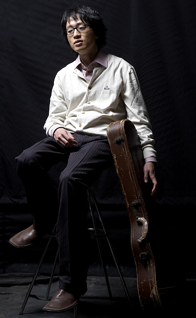 ▲ 루시드폴은 12월 10일 4집 레미제라블 앨범을 발표하고 19일 부산을 시작으로 전국투어에 나설 예정이다ⓒ안테나 뮤직