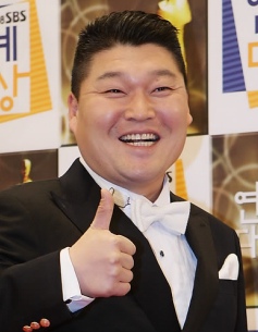 ▲ 자신이 투자한 프랜차이즈 식당에서 '가짜 횡성 한우'를 팔다 적발됐다는 주장이 제기돼&nbsp;곤욕을 치르고 있는 강호동. ⓒ&nbsp;연합뉴스