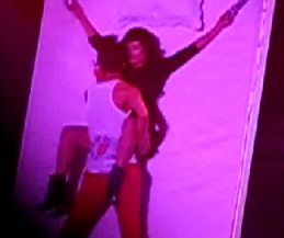 ▲ 지드래곤 콘서트를 다녀온 한 관람객이 인터넷사이트 게시판에 올린 공연 사진. 